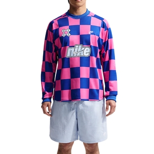 Nike Sportswear Club T